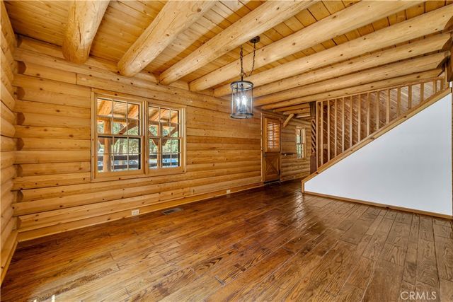 1700 Zion Way, Pine Mountain Club, CA 93222