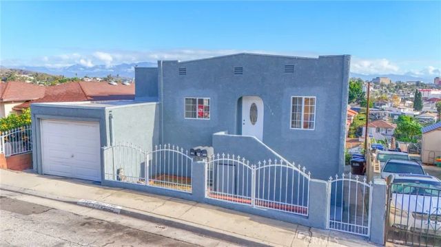 1504 Attridge Avenue, Los Angeles, CA 90063