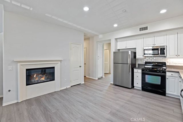 297 Tustin Field, Tustin, CA 92782