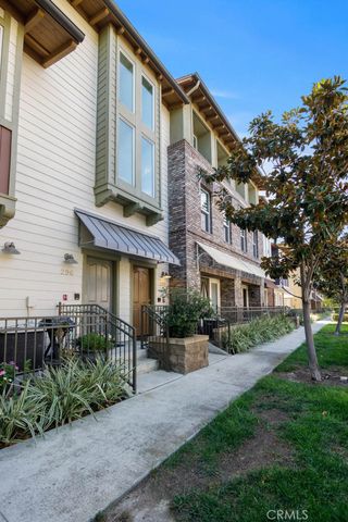 297 Tustin Field, Tustin, CA 92782