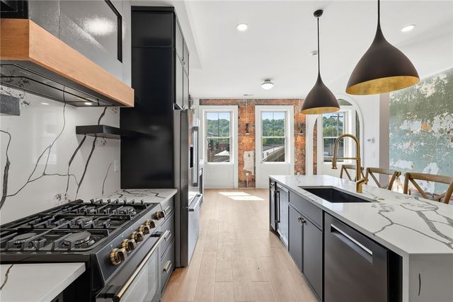 3329 Liberty Ave, Lawrenceville, PA 15201