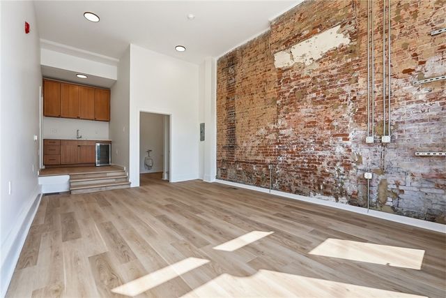 3329 Liberty Ave, Lawrenceville, PA 15201