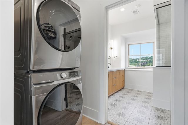 3329 Liberty Ave, Lawrenceville, PA 15201