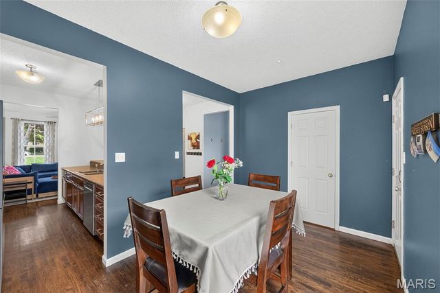 3201 S Civic Green Way, St Charles, MO 63301