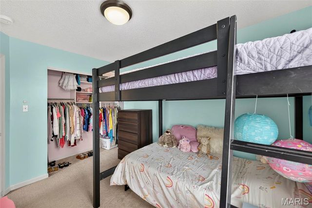 3201 S Civic Green Way, St Charles, MO 63301