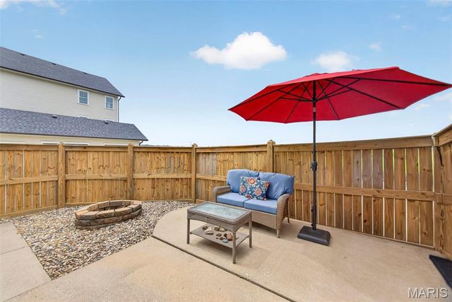 3201 S Civic Green Way, St Charles, MO 63301
