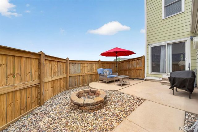 3201 S Civic Green Way, St Charles, MO 63301