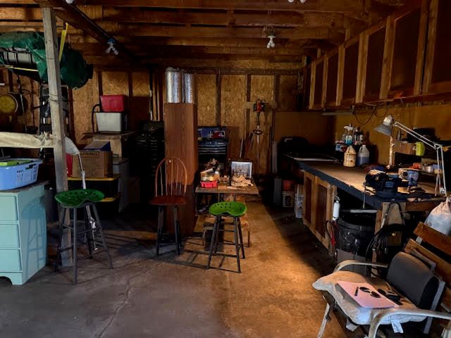 601 S Bossett Road, Ravenna, MI 49451