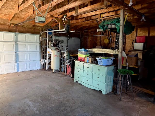 601 S Bossett Road, Ravenna, MI 49451