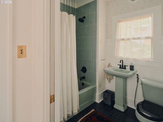7929 N DANA Ave, Portland, OR 97203