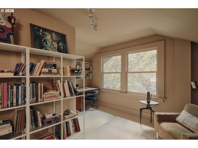 7929 N DANA Ave, Portland, OR 97203