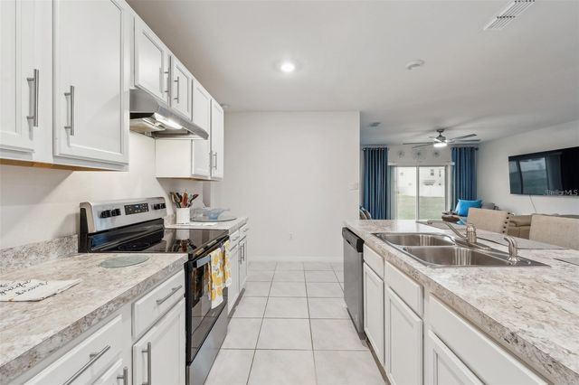 723 CHINOY ROAD, Davenport, FL 33837