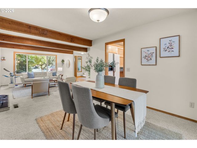 19500 Sw ALDERWOOD Ct, Beaverton, OR 97003