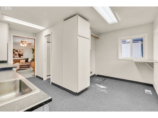 19500 Sw ALDERWOOD Ct, Beaverton, OR 97003