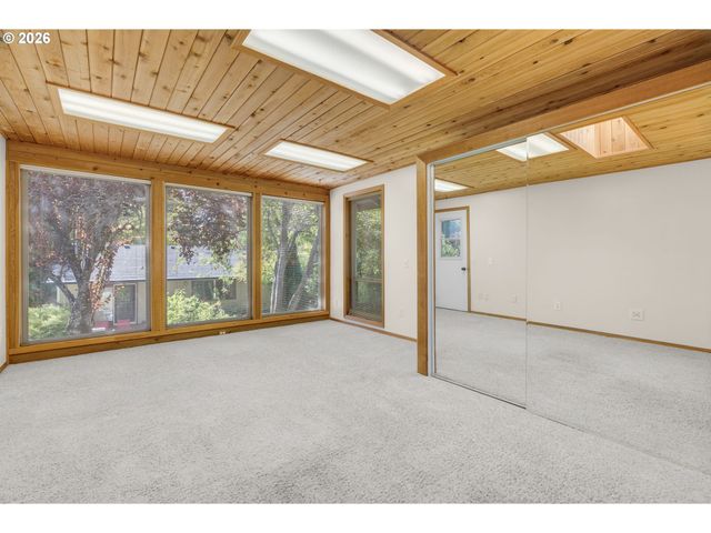 19500 Sw ALDERWOOD Ct, Beaverton, OR 97003