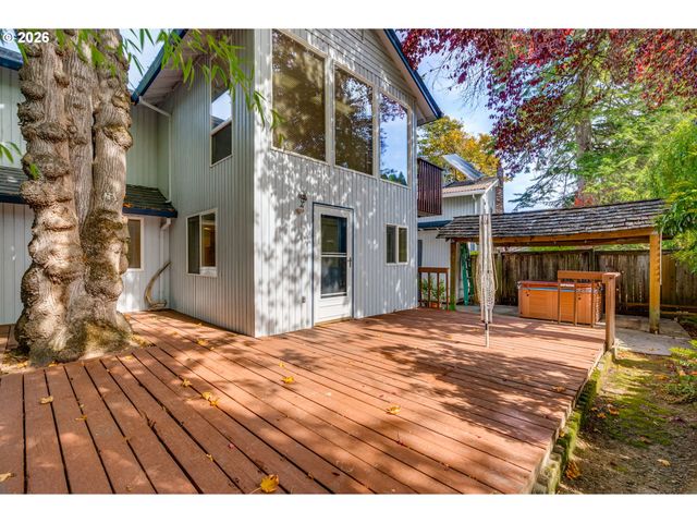 19500 Sw ALDERWOOD Ct, Beaverton, OR 97003