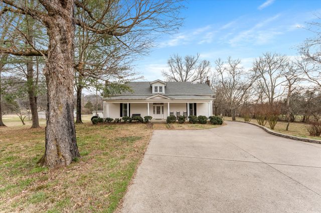 518 Franklin Rd, Franklin, TN 37069