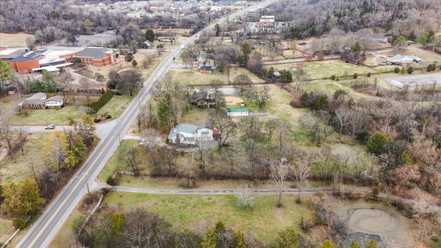 518 Franklin Rd, Franklin, TN 37069