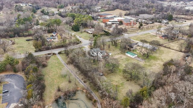 518 Franklin Rd, Franklin, TN 37069