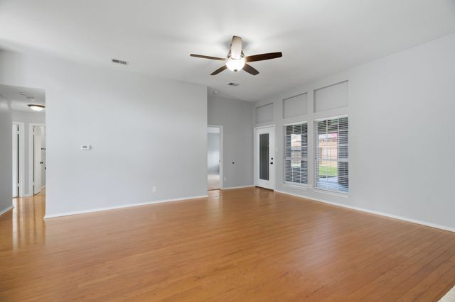 2074 Briarcliff Road, Lewisville, TX 75067