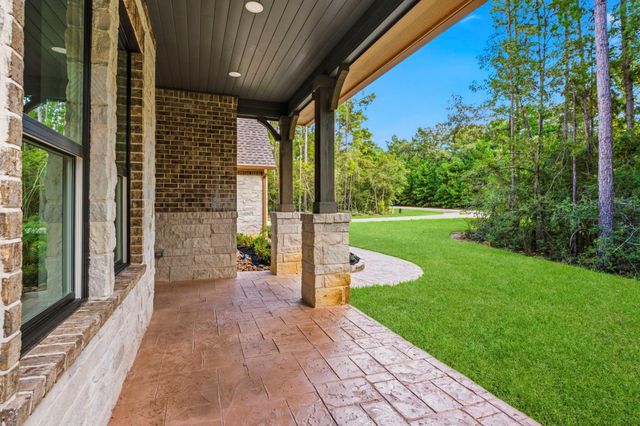12956 Shady Woods Court, Montgomery, TX 77316