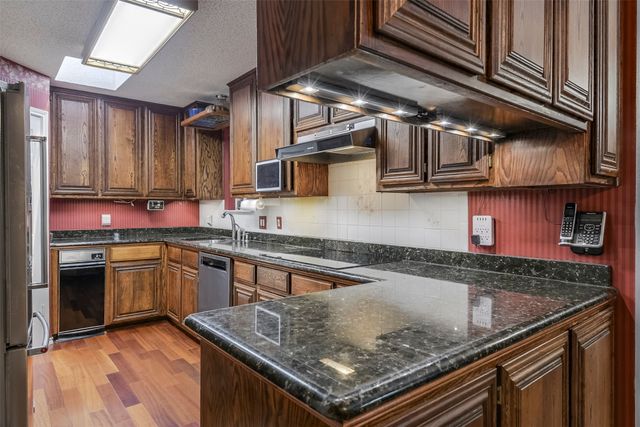 4908 Arborgate Drive, Arlington, TX 76017