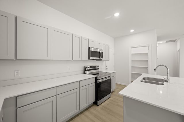 121 Kylie Street, Cleburne, TX 76031