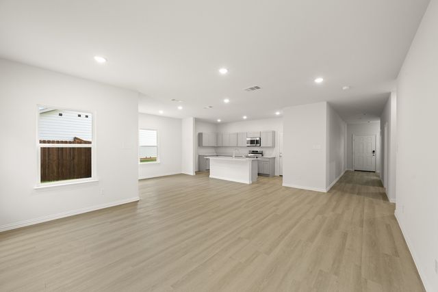 121 Kylie Street, Cleburne, TX 76031