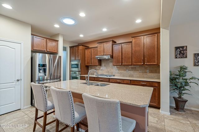 12652 N Fallen Shadows Drive, Marana, AZ 85658