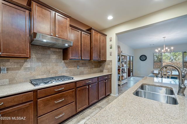12652 N Fallen Shadows Drive, Marana, AZ 85658
