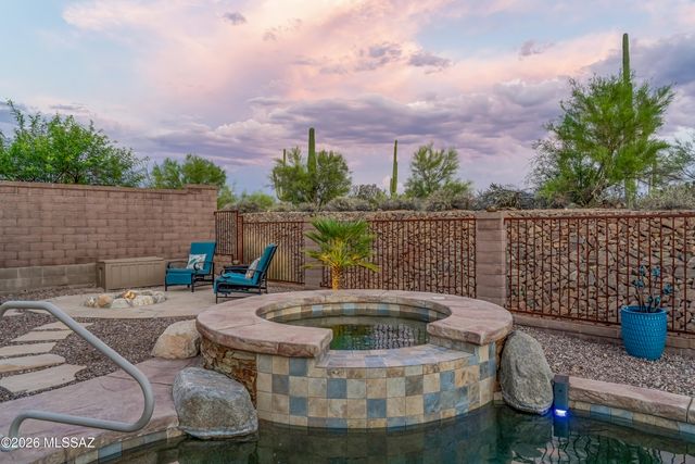 12652 N Fallen Shadows Drive, Marana, AZ 85658