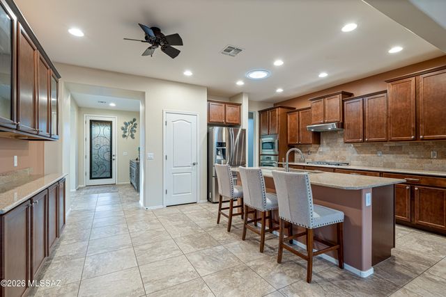 12652 N Fallen Shadows Drive, Marana, AZ 85658