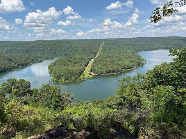301 Watersedge Drive, Edgemont, AR 72044