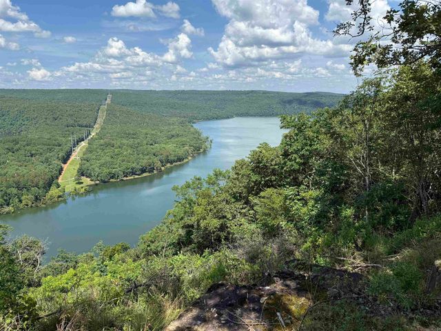 301 Watersedge Drive, Edgemont, AR 72044