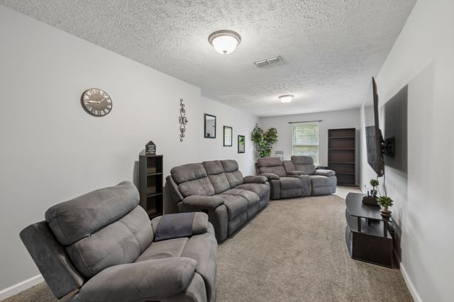 4830 Laura Jeanne Blvd, Murfreesboro, TN 37129