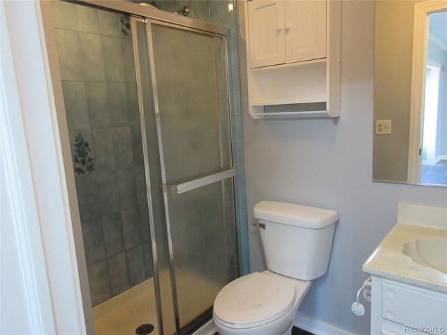 13760 Plumbrook, Sterling Heights, MI 48312