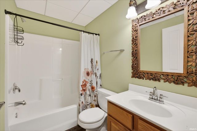 6638 E Everett Arnold Drive, Bloomington, IN 47408