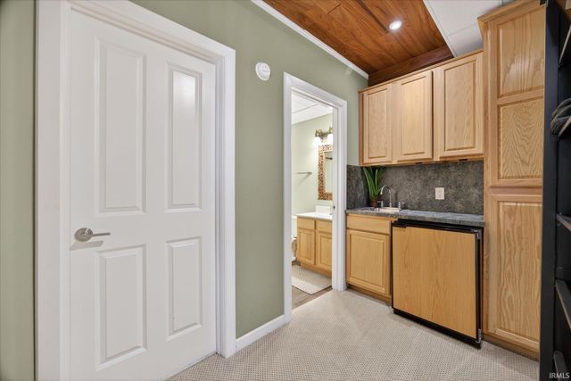 6638 E Everett Arnold Drive, Bloomington, IN 47408