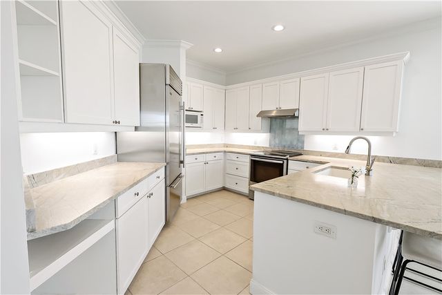 5305 W Harbor Village Drive, Vero Beach, FL 32967