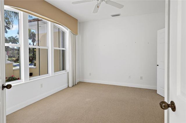 5305 W Harbor Village Drive, Vero Beach, FL 32967