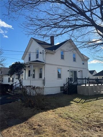 277 Mauran Ave, East Providence, RI 02914