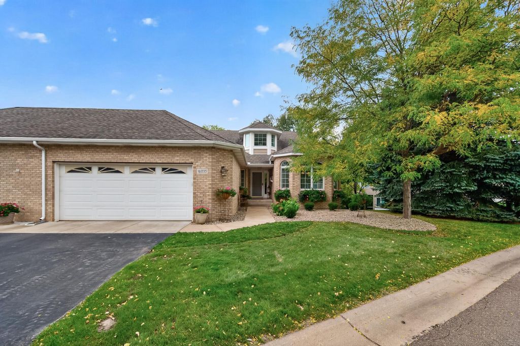 16035 38th Avenue N, Plymouth, MN 55446 — exterior