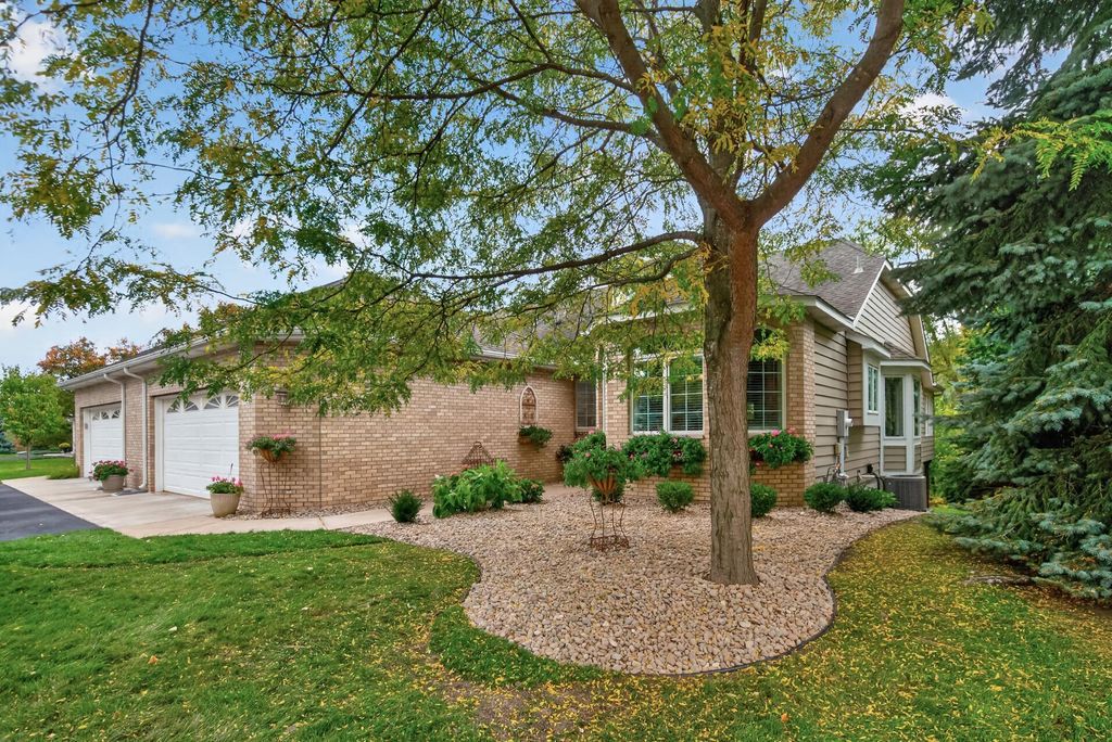 16035 38th Avenue N, Plymouth, MN 55446 — photo 2