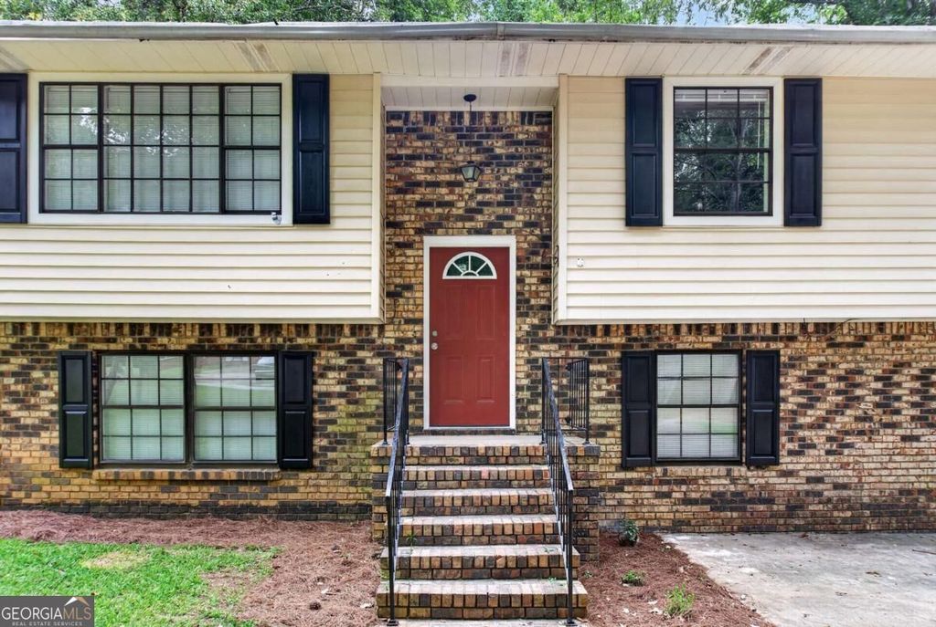8948 Raven Drive, Jonesboro, GA 30238 — photo 5