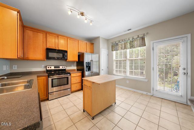 7831 Silverthread Lane, Raleigh, NC 27617