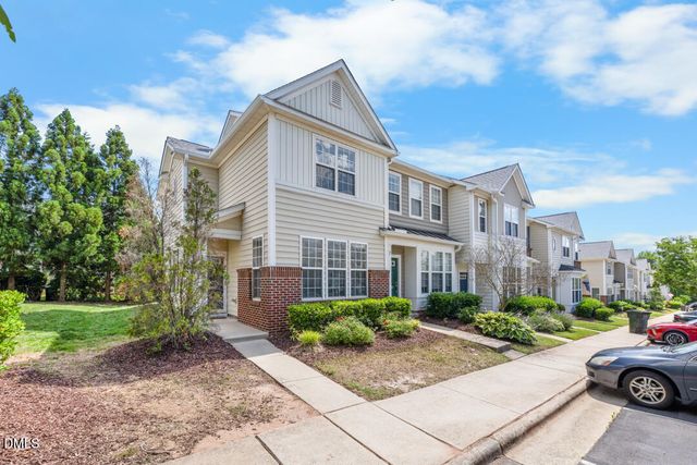 7831 Silverthread Lane, Raleigh, NC 27617