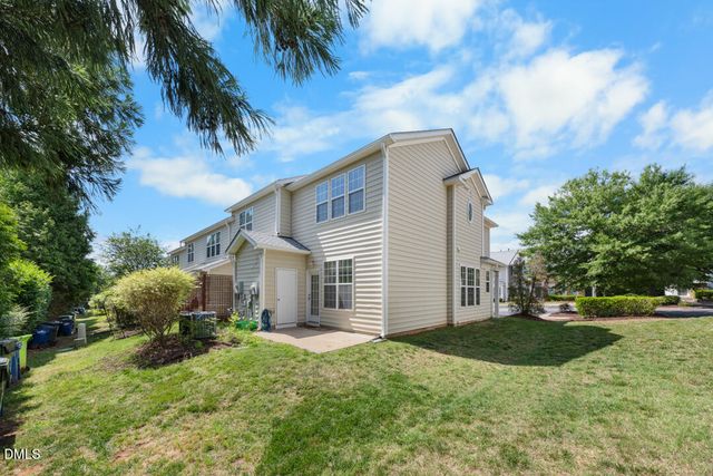 7831 Silverthread Lane, Raleigh, NC 27617