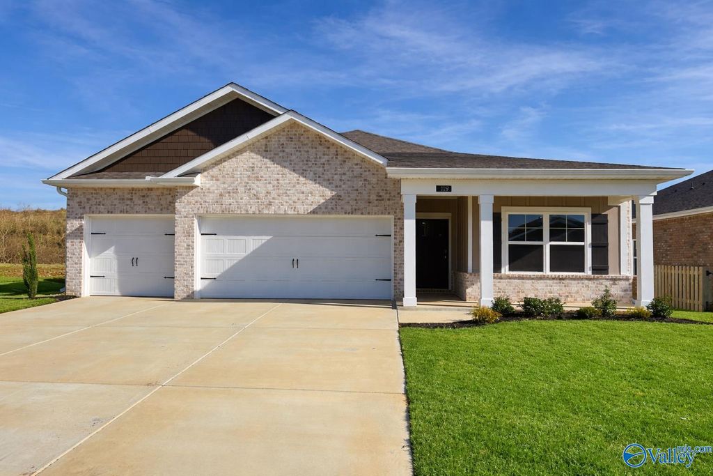 119 Legend Drive, Meridianville, AL 35759