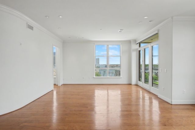 1419 Montrose Boulevard 702, Houston, TX 77019