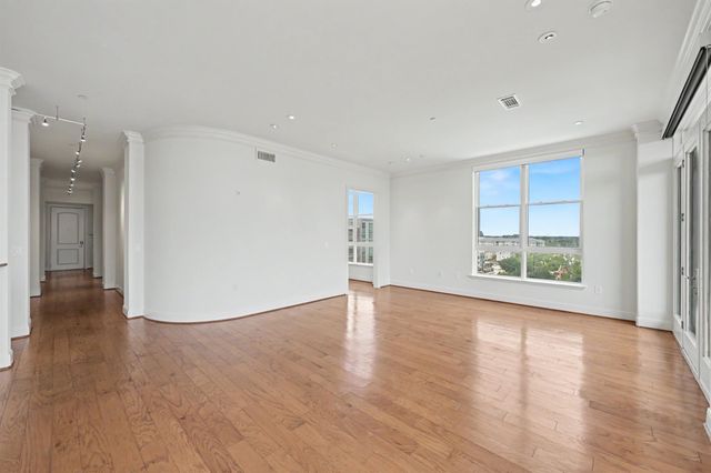 1419 Montrose Boulevard 702, Houston, TX 77019